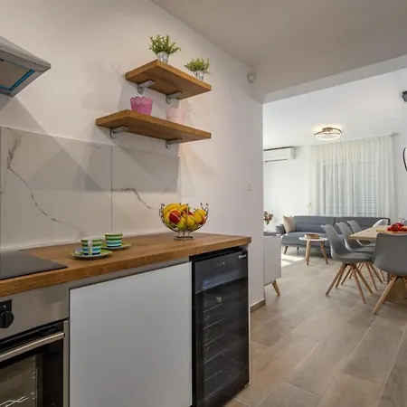 빌라 House Hideaway Novi Vinodolski By Guide