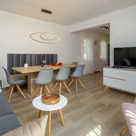 House Hideaway Novi Vinodolski By Guide *