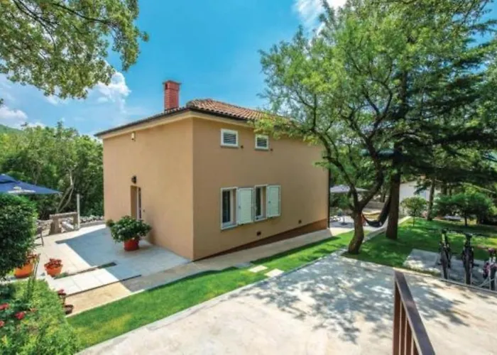 House Hideaway Novi Vinodolski By Guide *