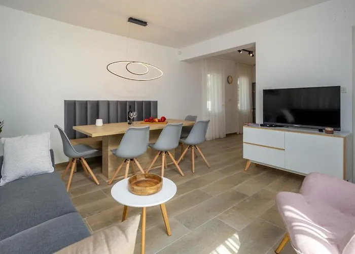House Hideaway Novi Vinodolski By Guide *