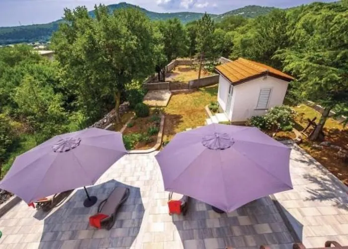 House Hideaway Novi Vinodolski By Guide וילה *