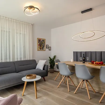Villa House Hideaway Novi Vinodolski By Guide Ledenice